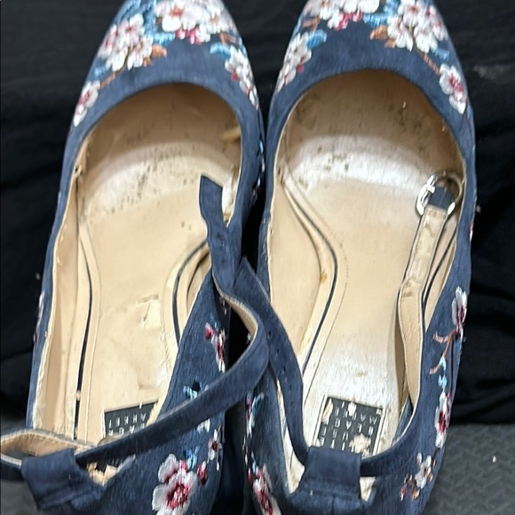 Floral Embroidered Blue Women's Shoes - Picture 8 of 8